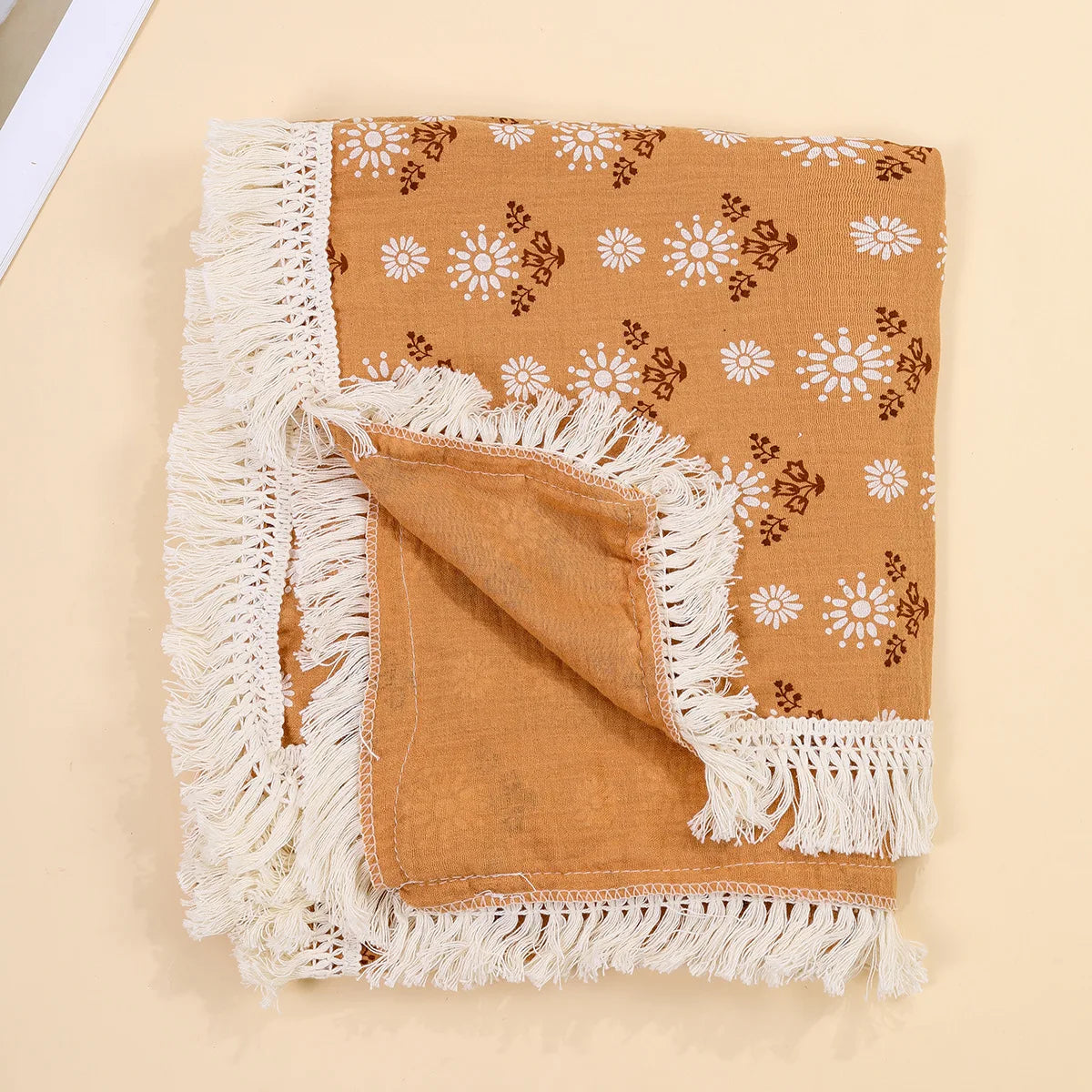 Lightweight Cotton Tassel Blanket